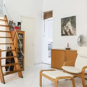 Vicino A Piazza Del Popolo Apartamento