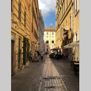 Chiara's Place At Pantheon - Your In Apartamento