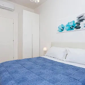 Karan's Aparment In Apartamento