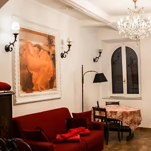Grove House Rome
